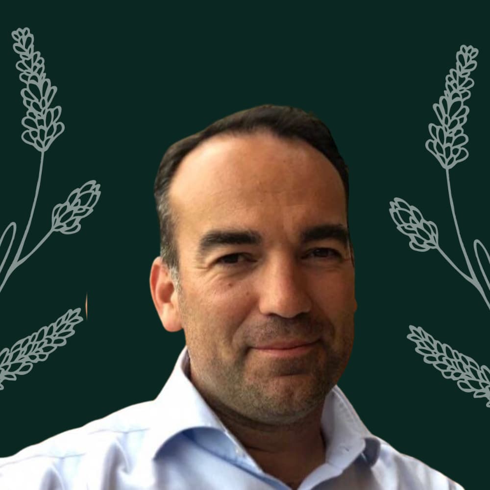 Michael Weinand, Geschäftsführer, freundlich, professionell und engagiert.